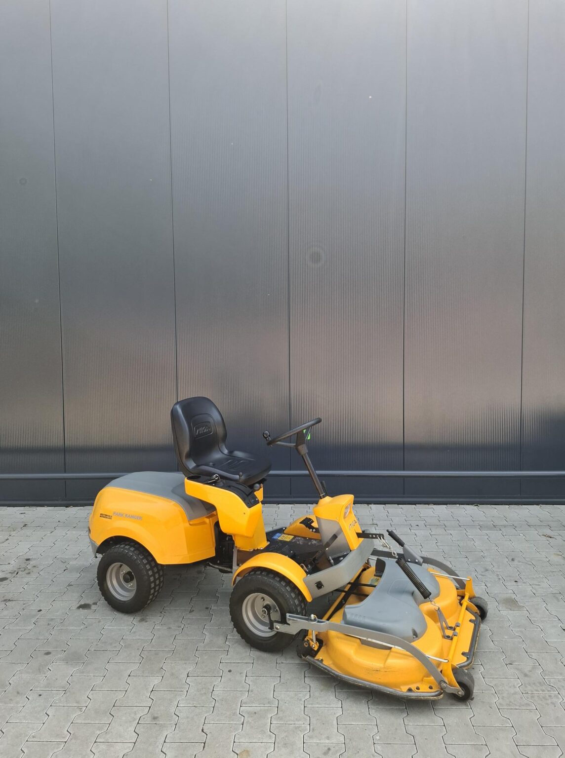 Stiga Park Ranger frontmaaier