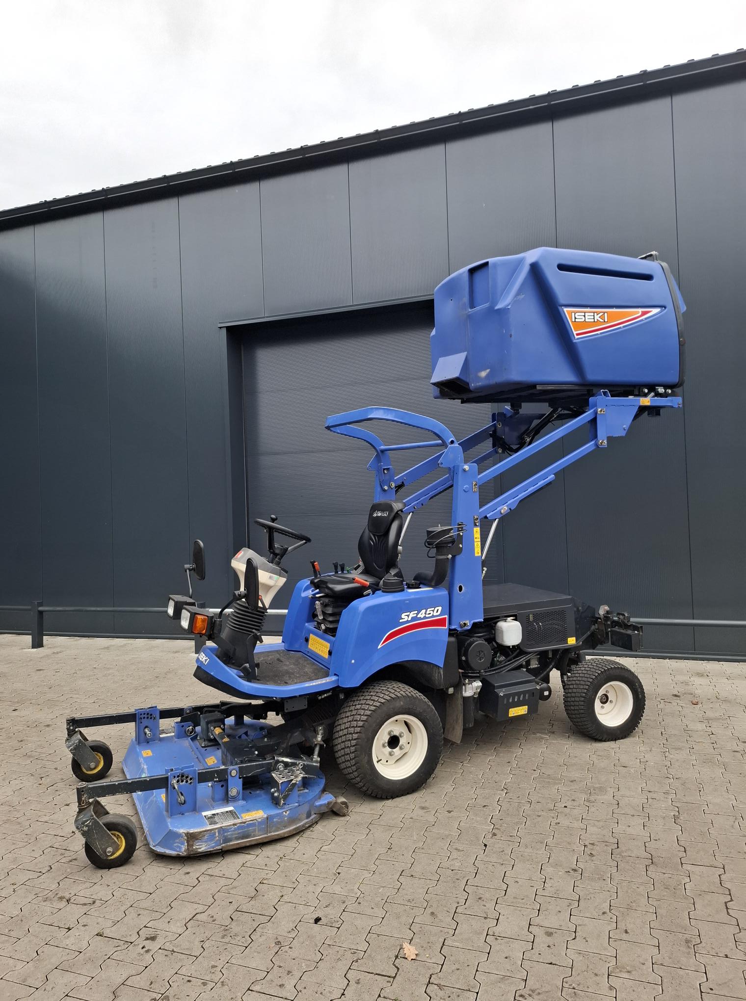 Iseki SF450 frontmaaier 50 pk 152cm hoogkiepbak